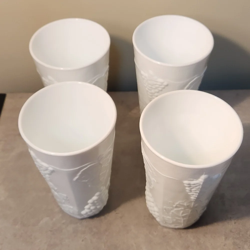 🔅Milkglass Tumblers 6